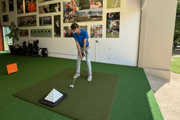 instructor puts from jim mclean golf school studio